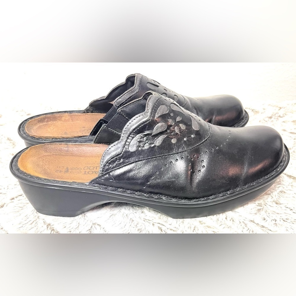 Naot Havana Black Leather Slide Mules Clogs Women’s Size 10